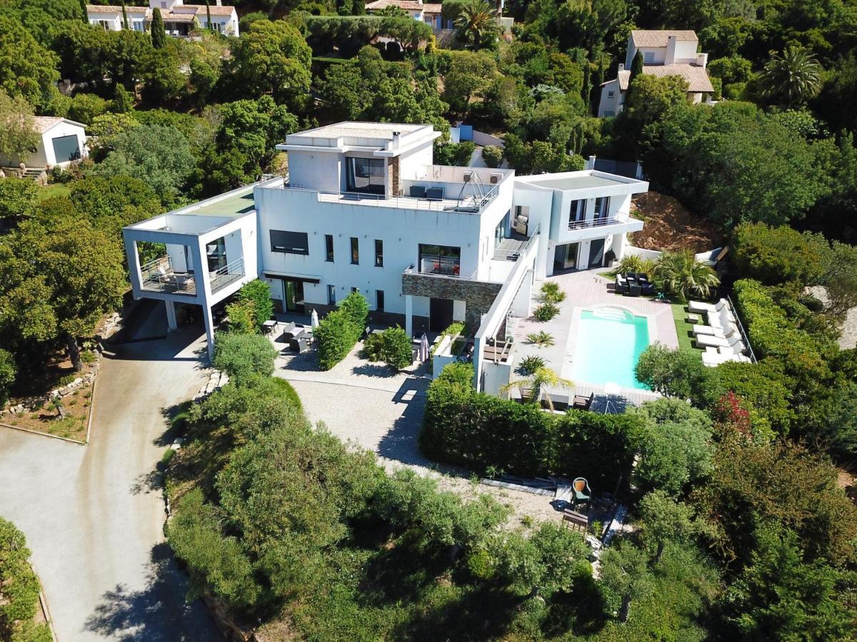 Villa Louancelie B&B Cavalaire-sur-Mer Exterior foto